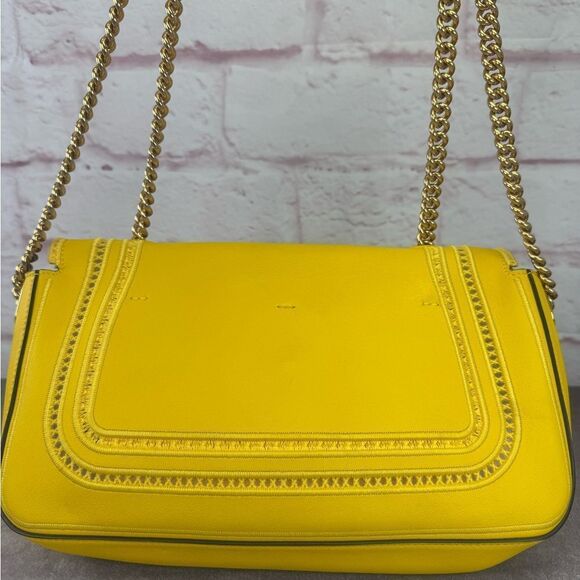 Fendi Lace Yellow Chain Baguette Shoulder Bag - Picture 4 of 16